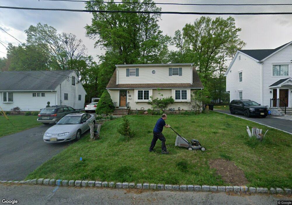 27 Lopez Rd, Cedar Grove, NJ 07009 - photo 1