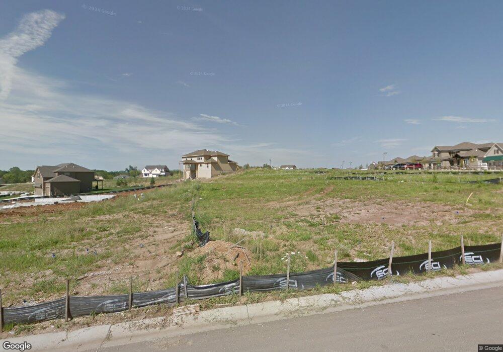 9792 Shady Bend Cir, Lenexa, KS 66227 - photo 1