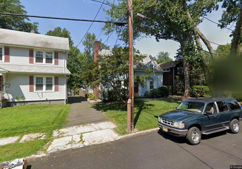 444 Catalpa Ave, North Plainfield, NJ 07063 - photo 1