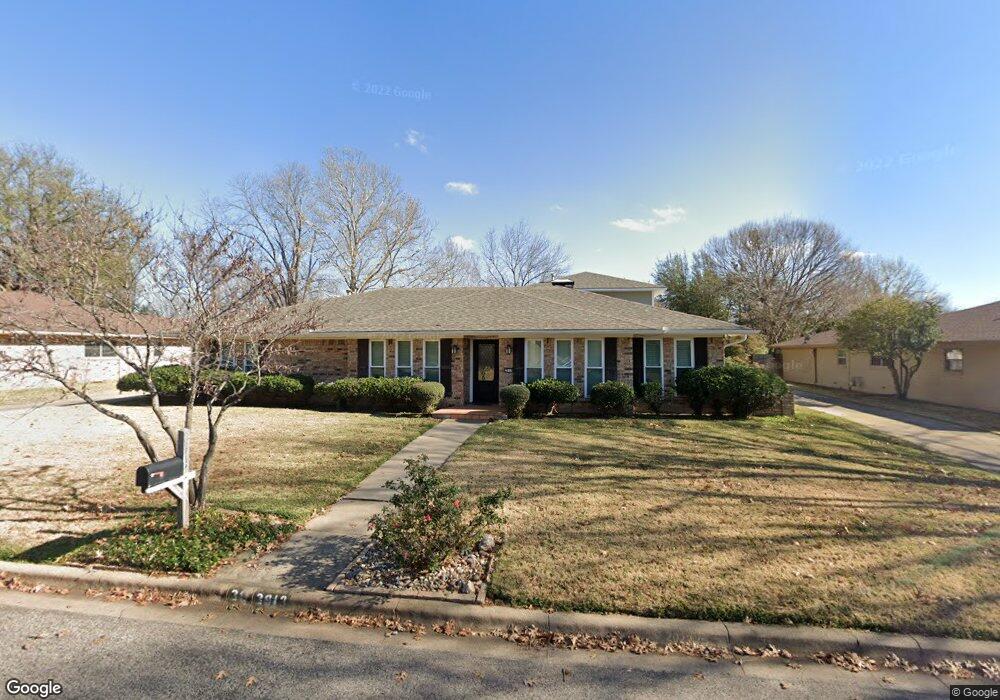 2913 Anthony Dr, Sherman, TX 75092 - photo 1