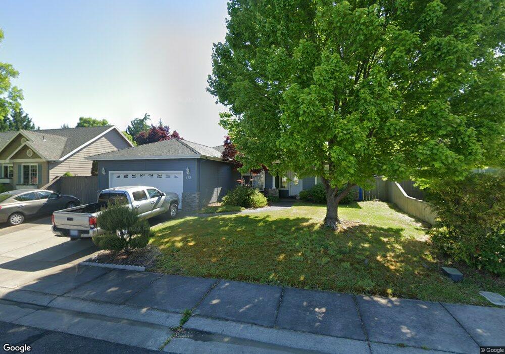 178 Ridgeway Ave, Central Point, OR 97502 - photo 1