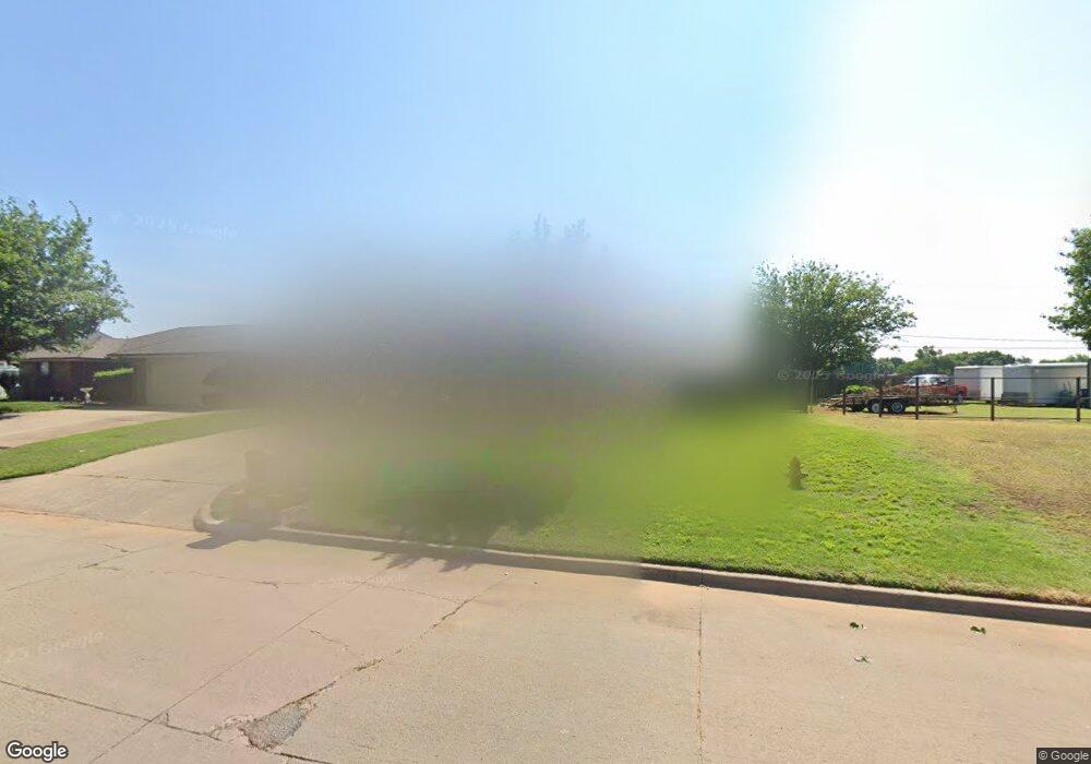 1702 Archway St, Duncan, OK 73533 - photo 1