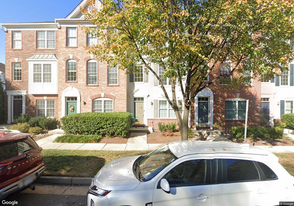 42762 Atchison Terrace unit 2F, Chantilly, VA 20152 - photo 1
