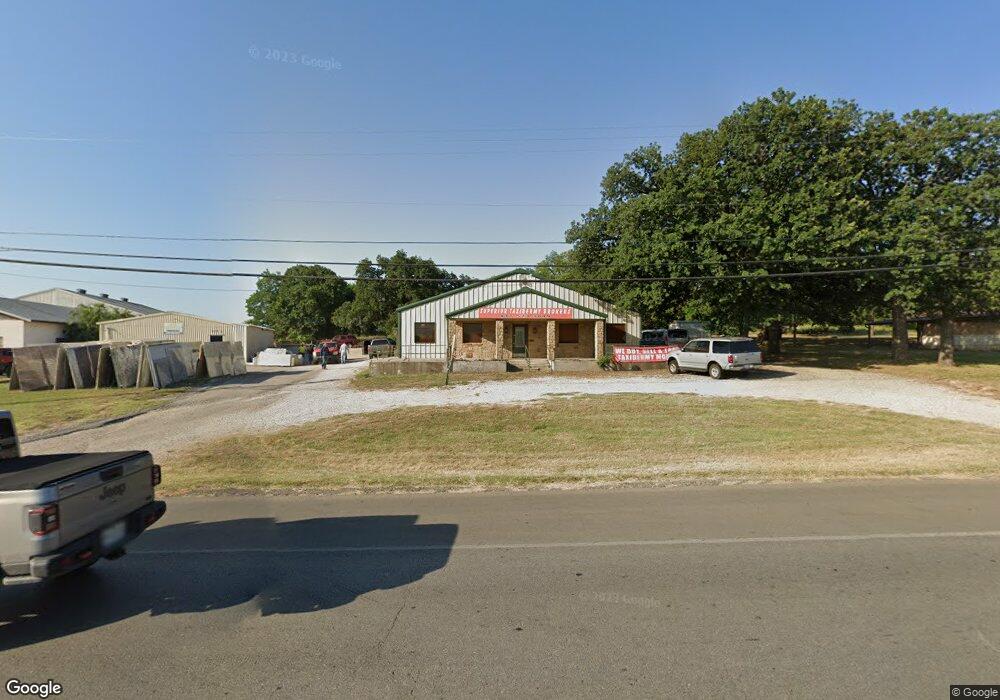 517 W Highway 199, Springtown, TX 76082 - photo 1