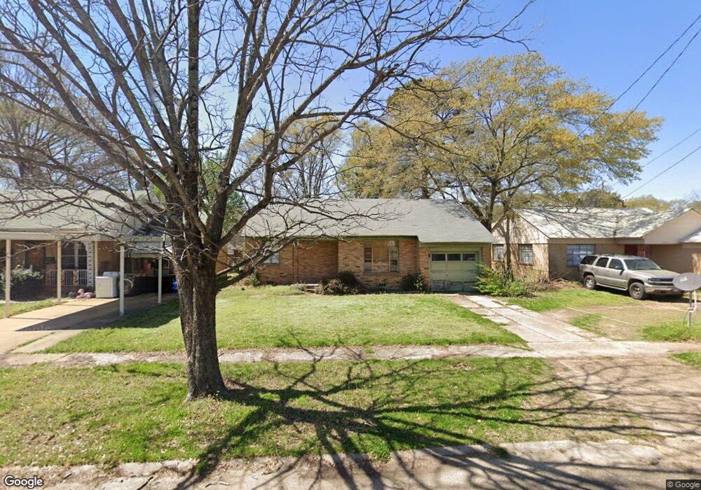 2431 N Akin St, Texarkana, TX 75501 - photo 1