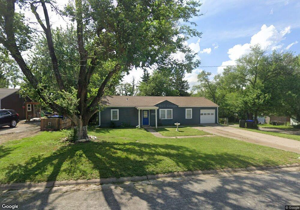 3519 SE Bryant St, Topeka, KS 66605 - photo 1