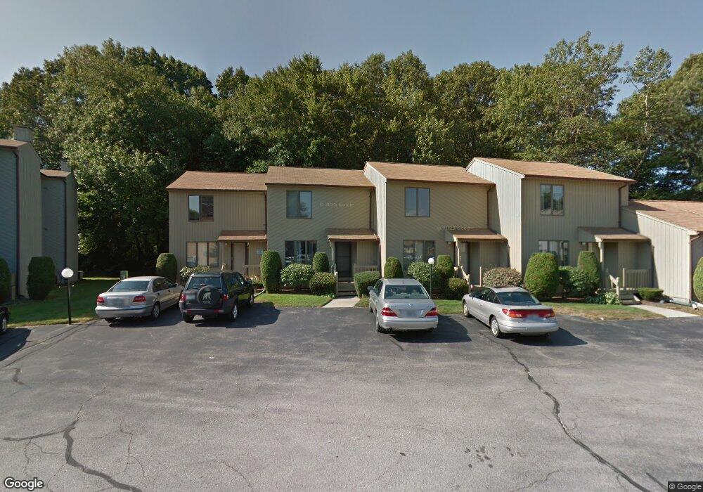 52 Kristee Cir unit J, West Warwick, RI 02893 - photo 1