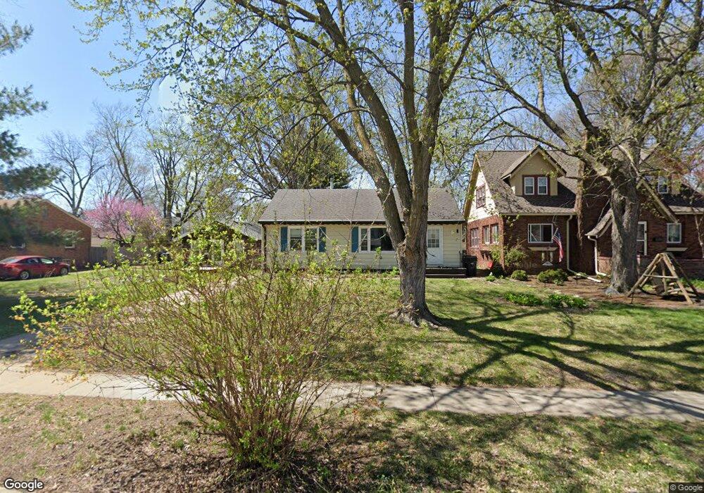 1438 45th St, Des Moines, IA 50311 - photo 1