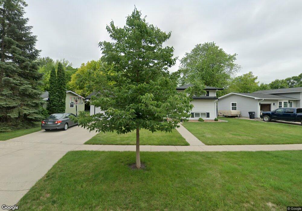 2946 3rd St N, Fargo, ND 58102 - photo 1