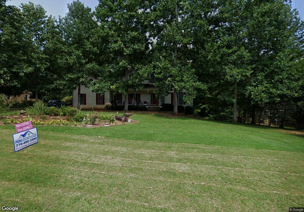 220 Tomahawk Dr, Sharpsburg, GA 30277 - photo 1