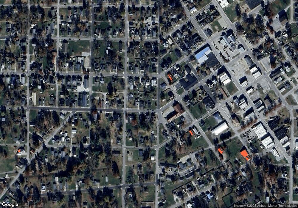 408 W 3rd St, Bicknell, IN 47512 - photo 1