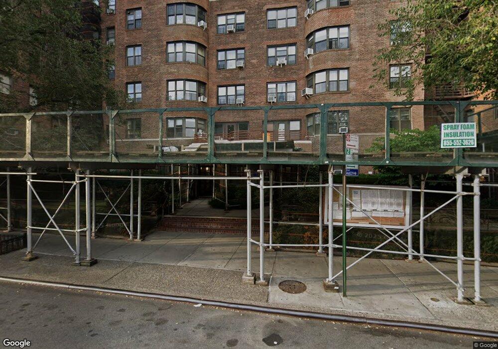 98-120 Queens Blvd unit 5E, Rego Park, NY 11374 - photo 1