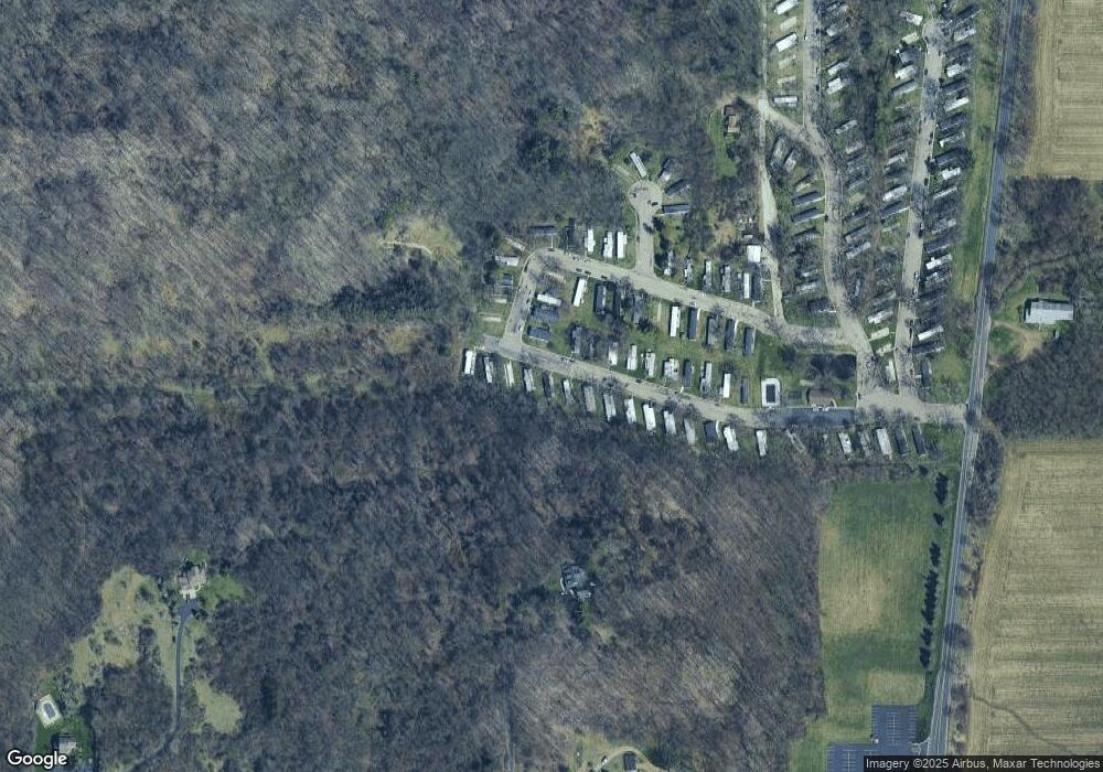 1435 Red Maple Ln unit 117, Kalamazoo, MI 49004 - photo 1