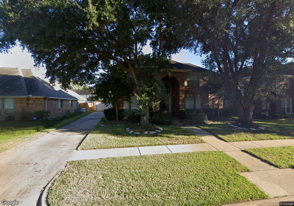 8826 Apple Mill Dr, Houston, TX 77095 - photo 1