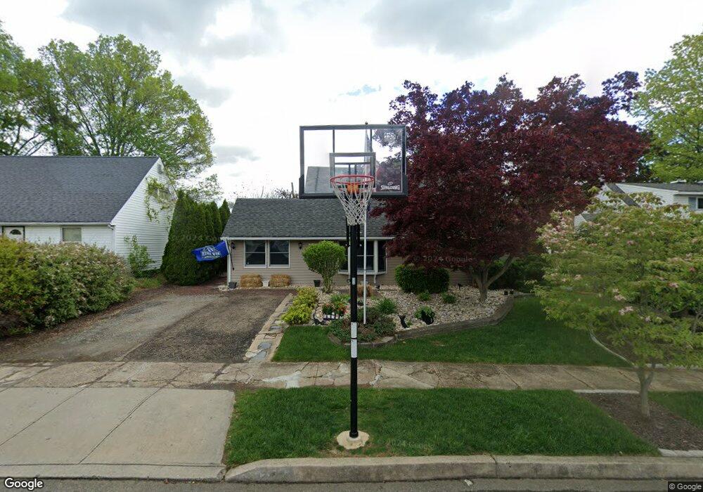 37 Return Ln, Levittown, PA 19055 - photo 1