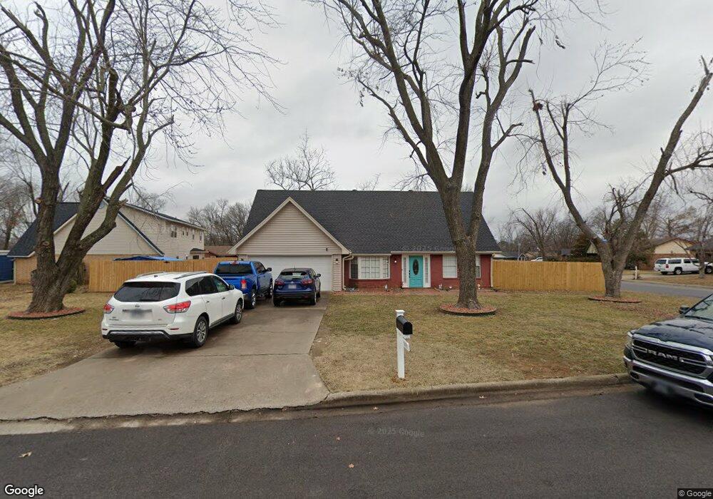 2821 Parkwood Cir, Rogers, AR 72756 - photo 1