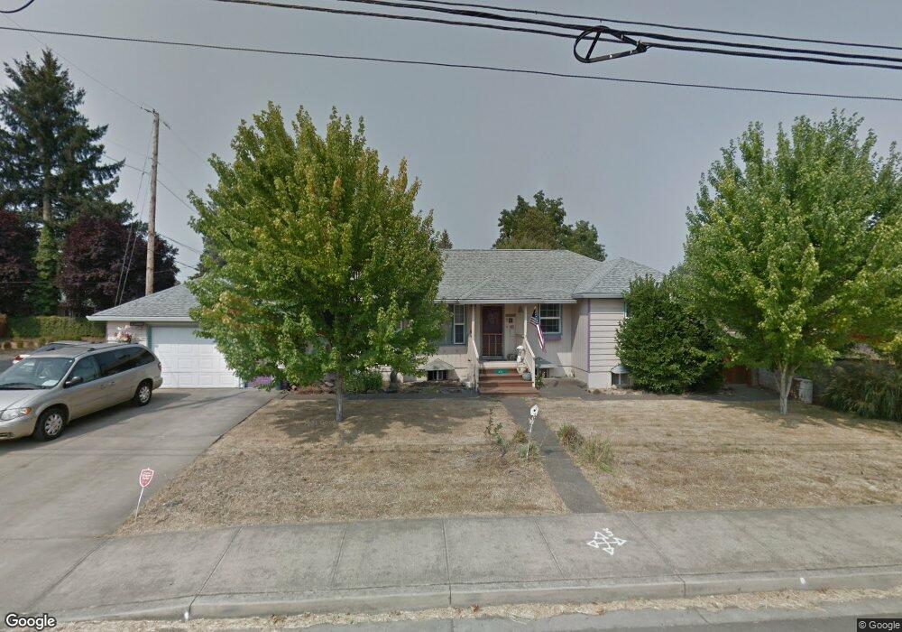 621 E Main St, Carlton, OR 97111 - photo 1