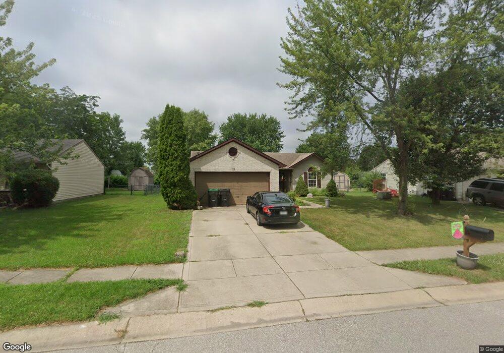 88 Meadow Creek East Blvd, Whiteland, IN 46184 - photo 1