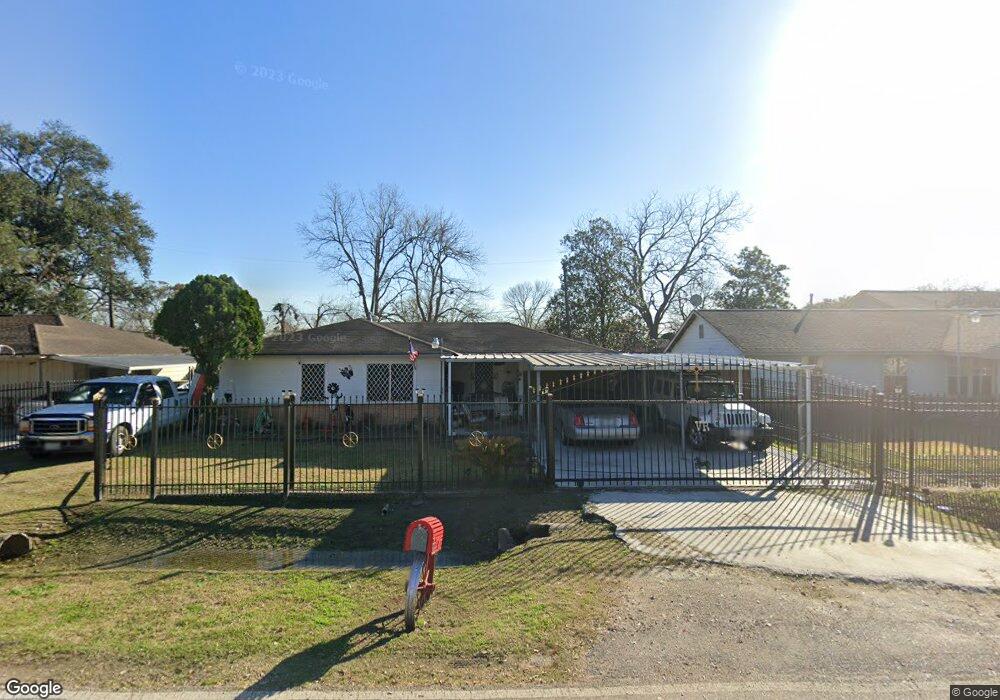 2210 Mooney Rd, Houston, TX 77093 - photo 1