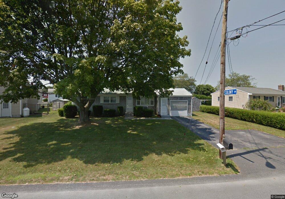 4 Nakomis Rd, Middletown, RI 02842 - photo 1