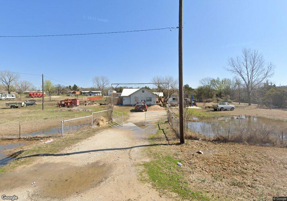 199 Oak Ridge Dr, Gainesville, TX 76240 - photo 1