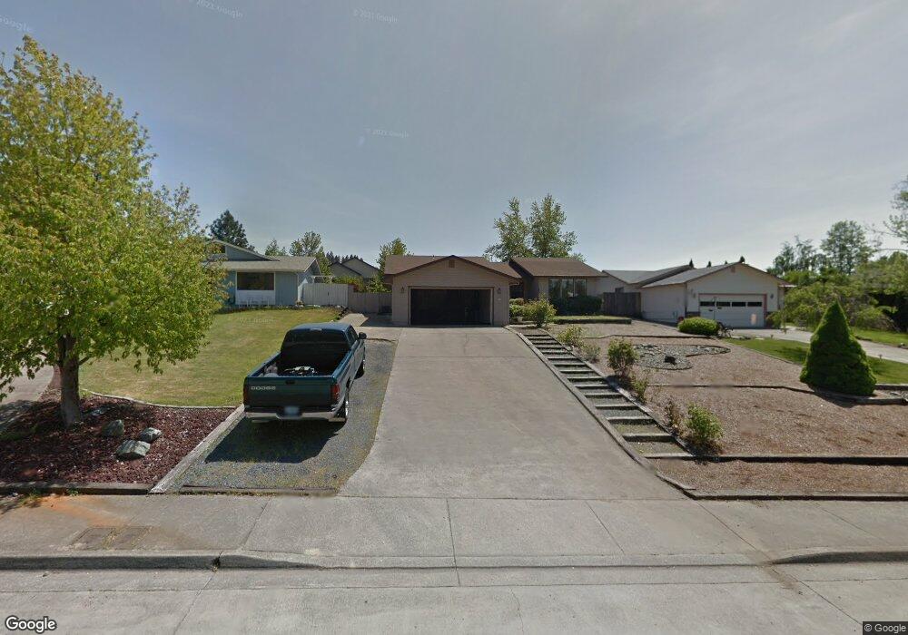 225 Southridge Way, Grants Pass, OR 97527 - photo 1