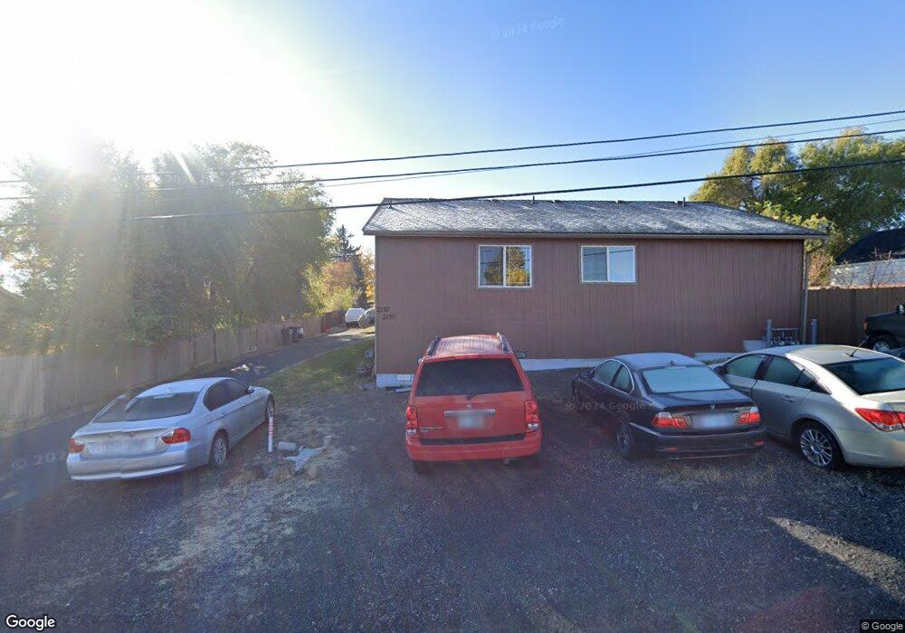 3132 SW Volcano Ave, Redmond, OR 97756 - photo 1