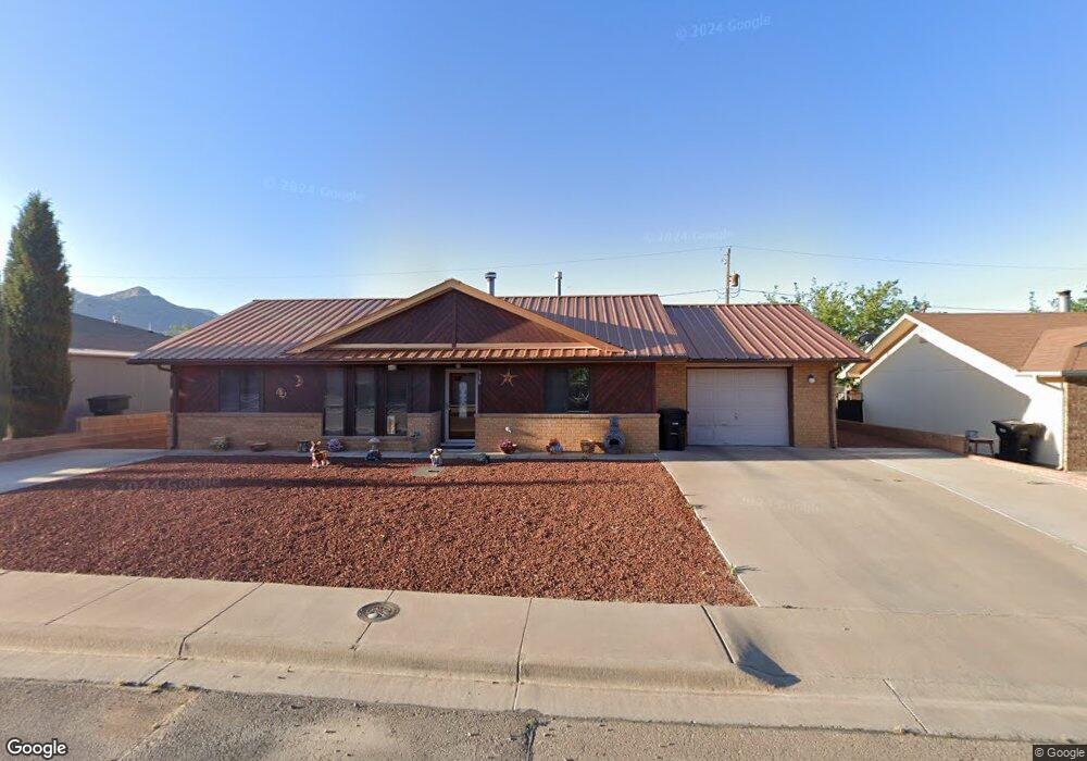 817 Larkspur Ave, Alamogordo, NM 88310 - photo 1