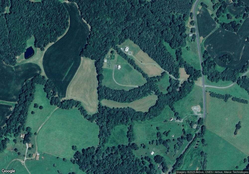 831 Tinsley Dr, Radiant, VA 22732 - photo 1