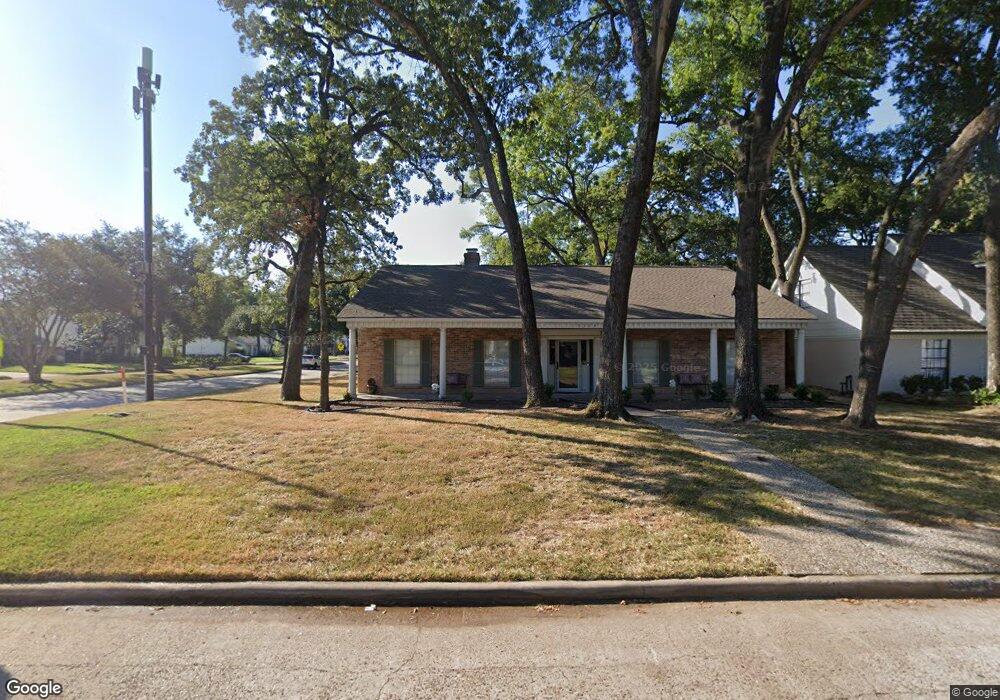 13303 Westport Ln, Houston, TX 77079 - photo 1