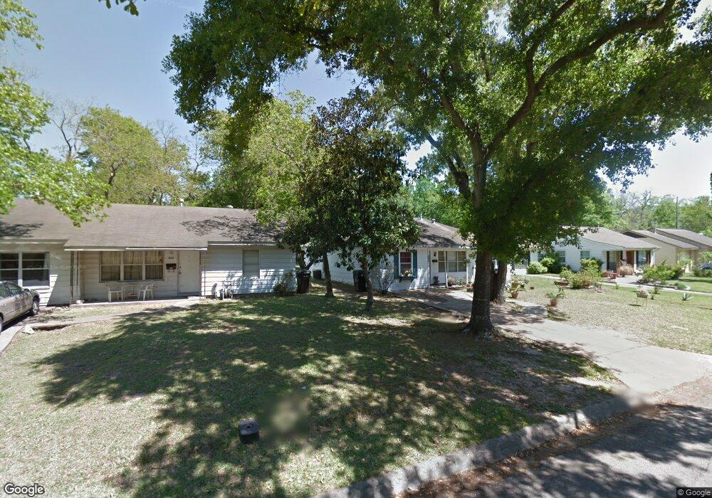 1622 Richelieu Ln, Houston, TX 77018 - photo 1