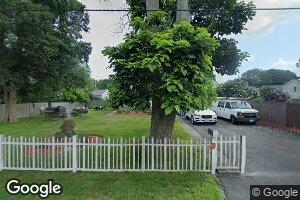 42 Boylston St, Acushnet, MA 02743