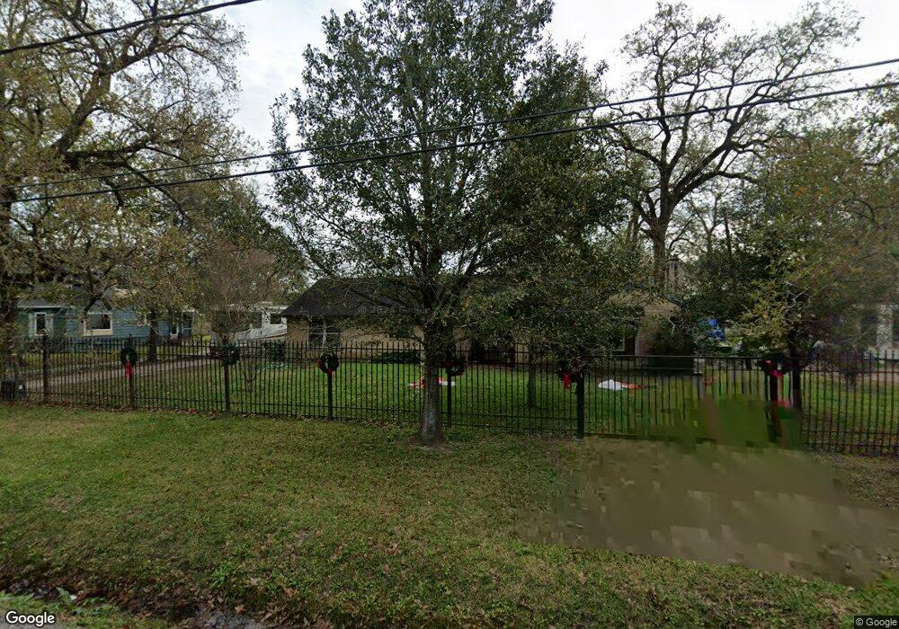8158 River Dr, Houston, TX 77017 - photo 1