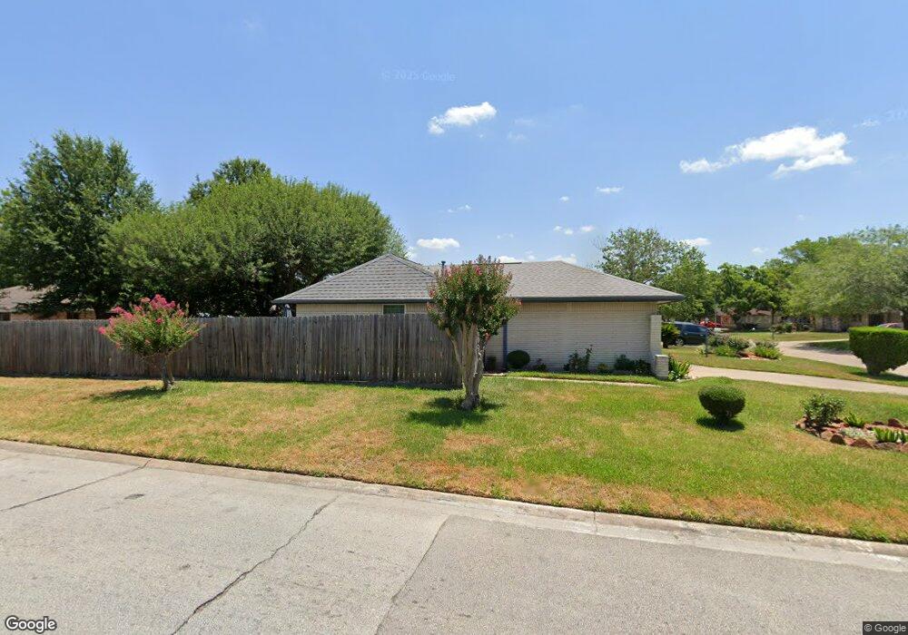 1442 Saddle Rock Dr, Houston, TX 77088 - photo 1