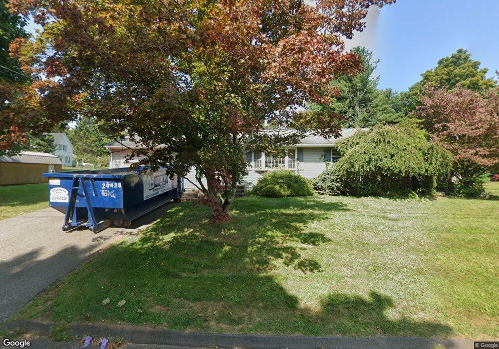 28 Hickory Cir, Middletown, CT 06457 - photo 1