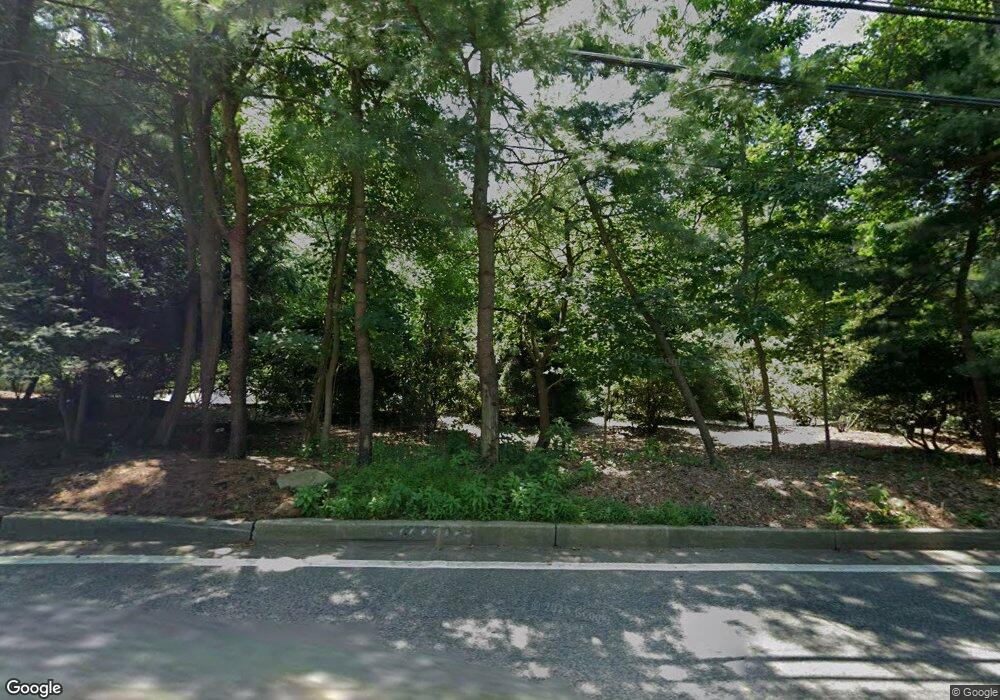 16 Woodcliff Lake Rd, Saddle River, NJ 07458 - photo 1