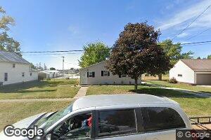 202 N Chestnut St, Edgewood, IA 52042
