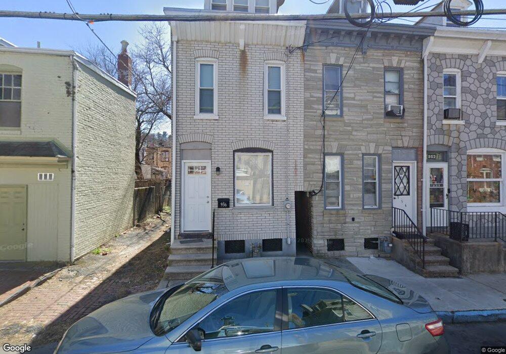 956 Muhlenberg St, Reading, PA 19602 - photo 1