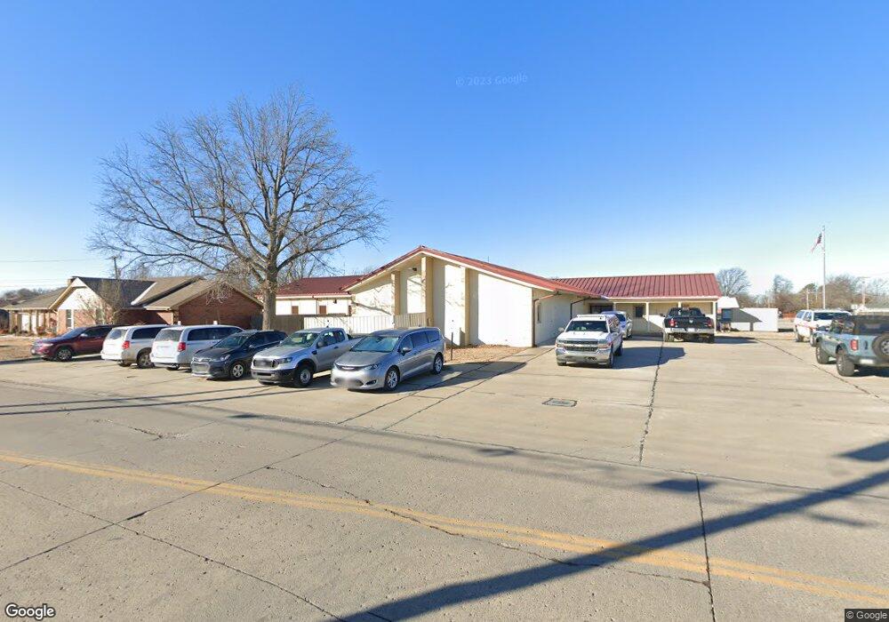 1325 N Sioux Ave, Claremore, OK 74017 - photo 1