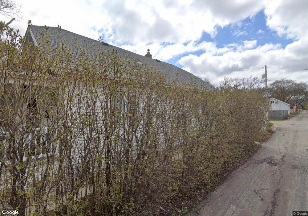 458 Oakland Ave S, Fargo, ND 58103 - photo 1