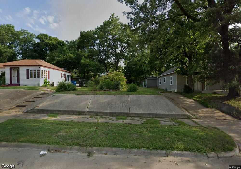 1515 W Crawford St, Denison, TX 75020 - photo 1