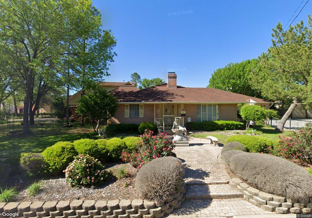 309 E Pecan St, Gainesville, TX 76240 - photo 1