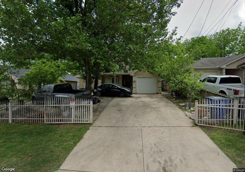 311 E Linden St, Ennis, TX 75119 - photo 1