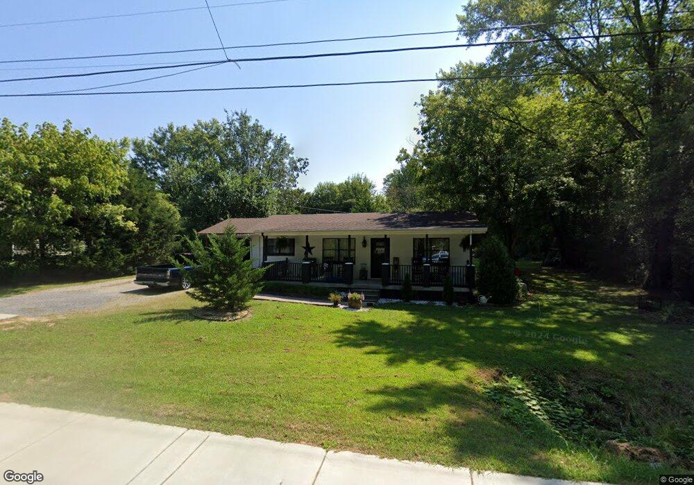 605 Hill Rd, Dalton, GA 30721 - photo 1