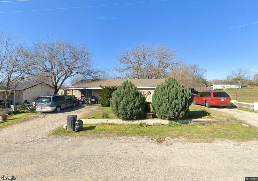 201 Karen St, Weatherford, TX 76088 - photo 1