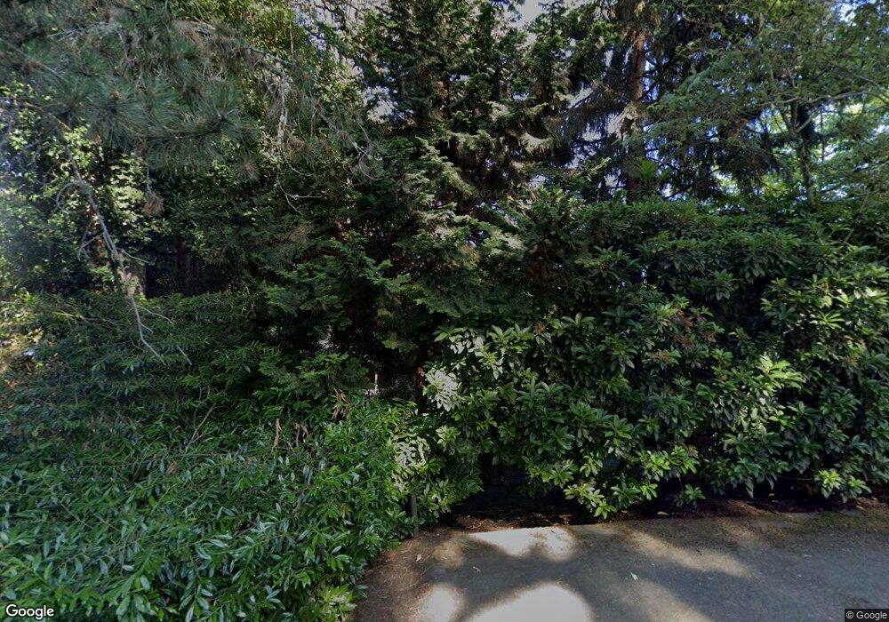 3135 Hunts Point Cir, Hunts Point, WA 98004 - photo 1