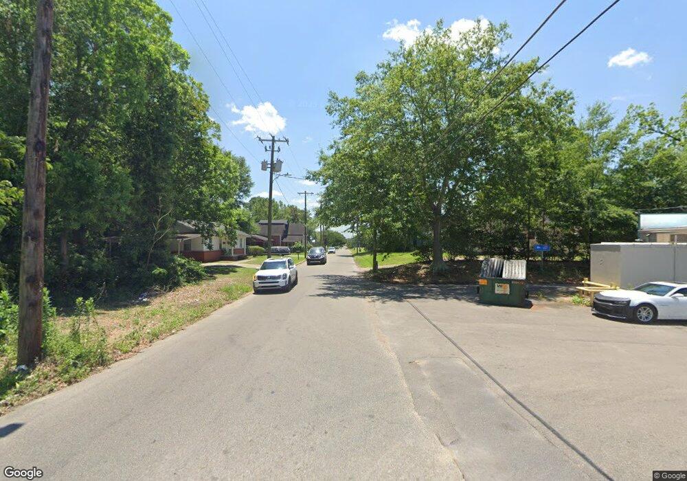 725 N 15th Ave, Laurel, MS 39440 - photo 1