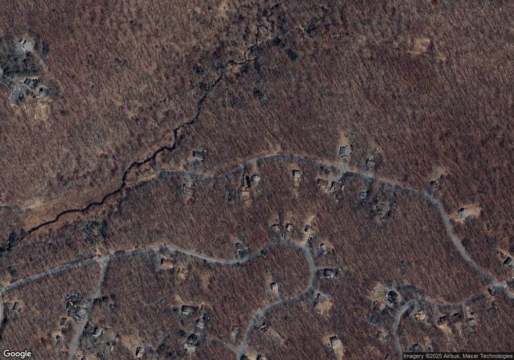 1087 Deer Run E, Bushkill, PA 18324 - photo 1