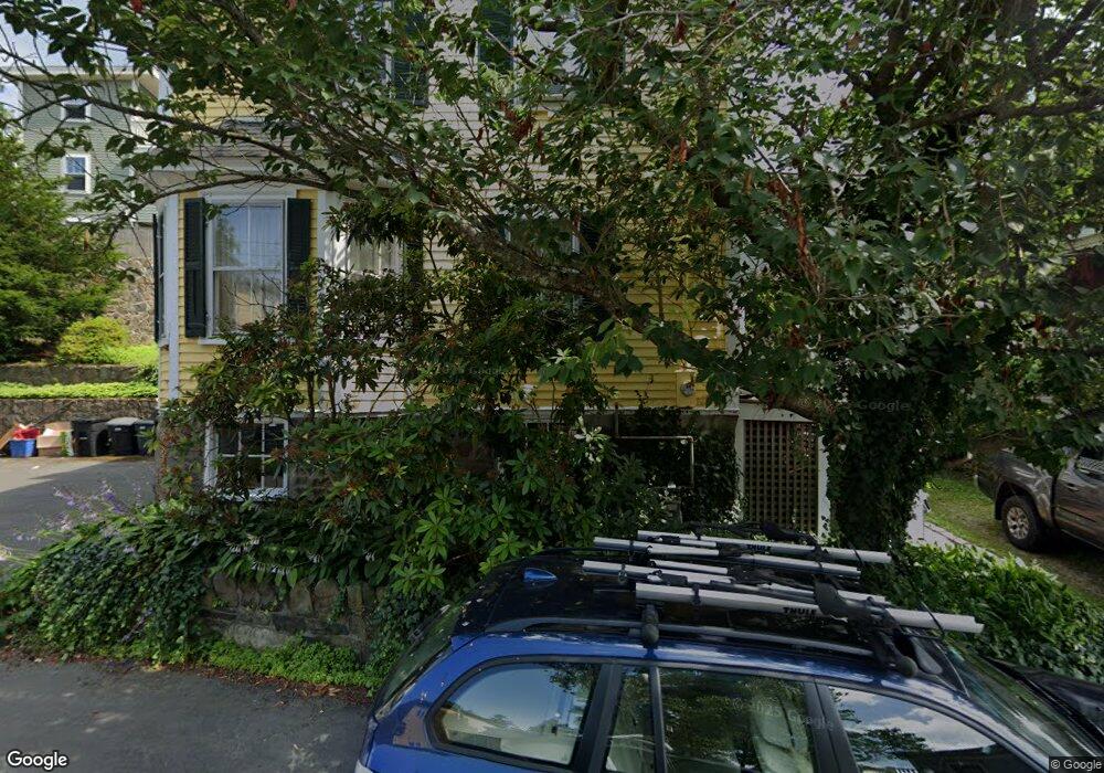 24 Bassett St, Marblehead, MA 01945 - photo 1