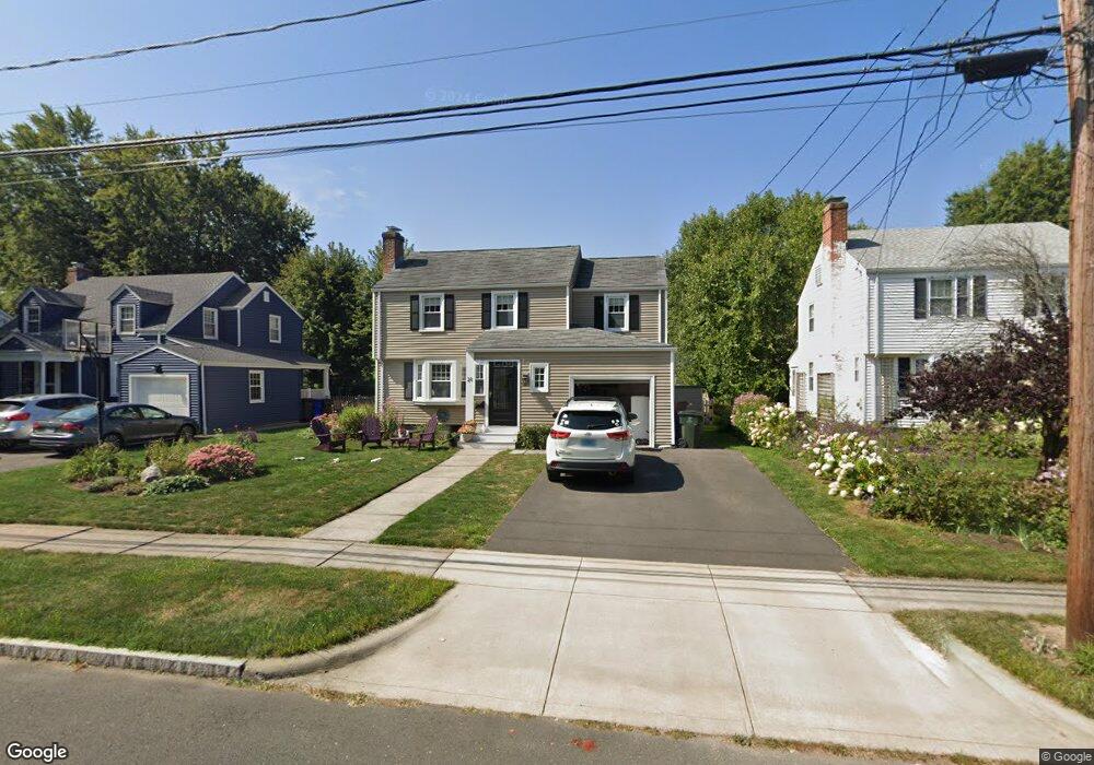 21 Dorset Rd, West Hartford, CT 06119 - photo 1